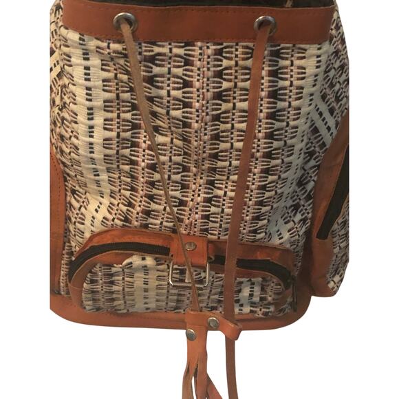 Natural 1990s Leather & Tribal BoHo Design Backpack Vintage Large - Picture 3 of 9